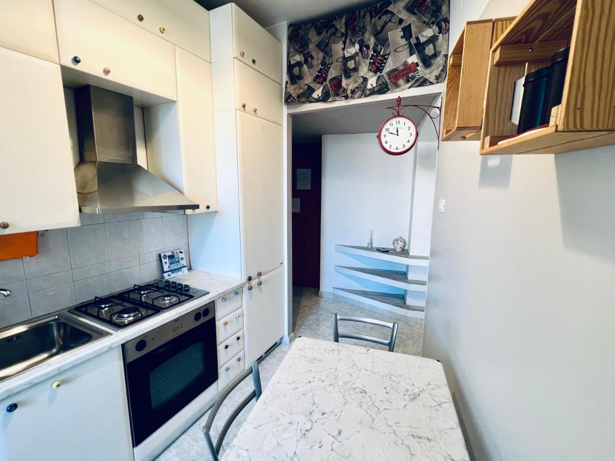 Be Your Home - Casa Vacanze Ai Vecchi Forni チビタベッキア エクステリア 写真
